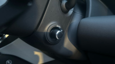 Land Rover Defender 3.0 D250 X-Dynamic HSE 110 5dr Auto Diesel Estate